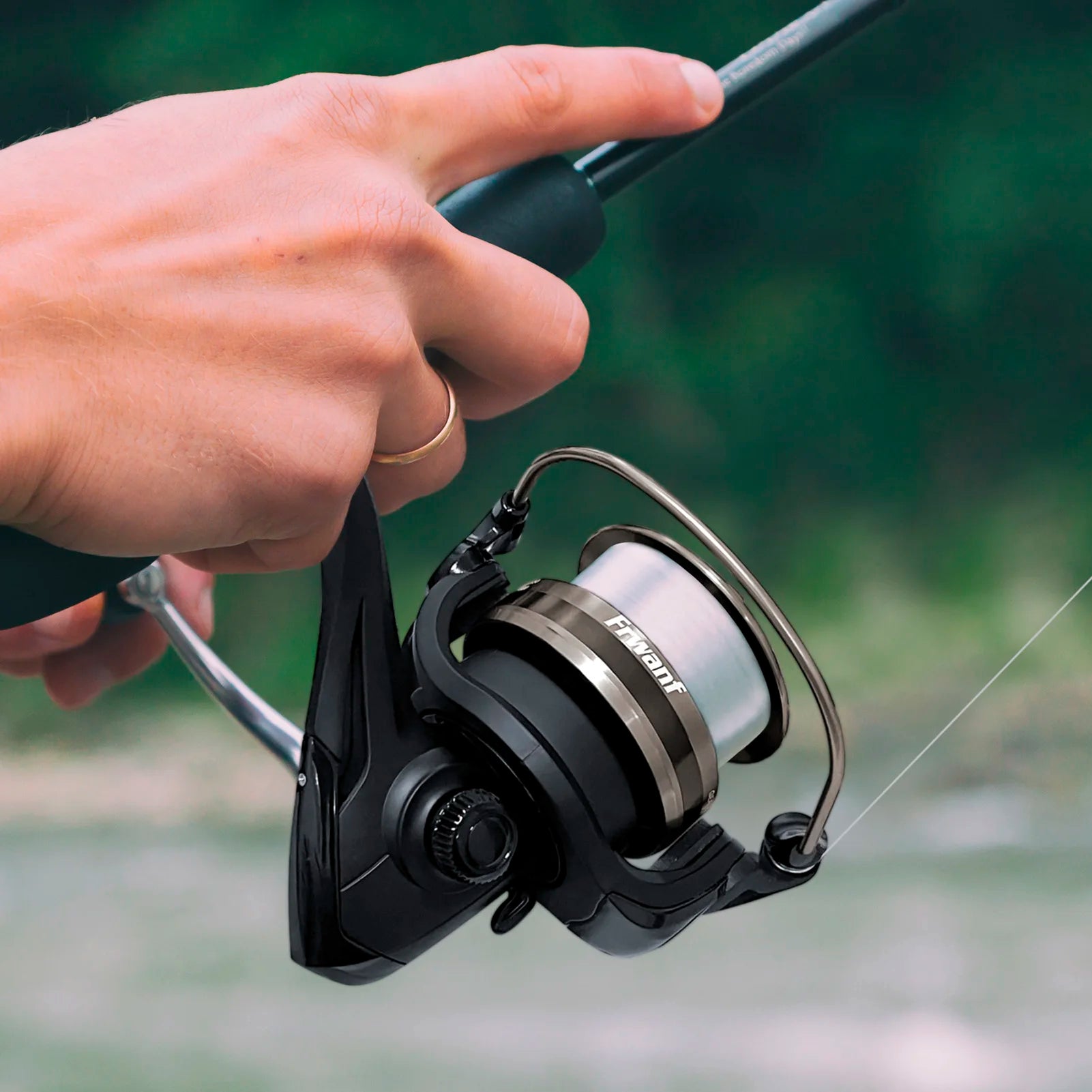 5.0:1 Spinning Fishing Reel Shallow Spool Max Drag 10Kg 8BB Bass Pike Fishing for Carp Fishing Wheel Salt Water Fishing Reel